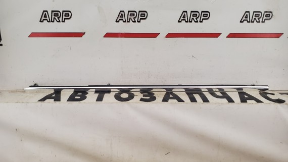 Молдинг стекла задний левый Volkswagen Passat B6 2005–2010