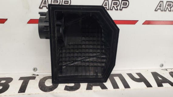 Корпус воздушного фильтра BMW X3 E83 2006-2011