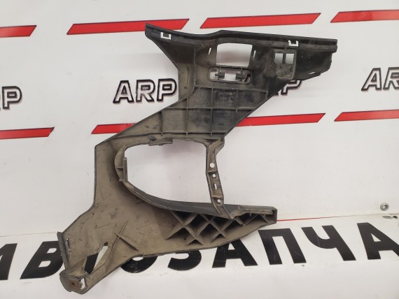Кронштейн противотуманной фары левый BMW 5 F10/F11 2009-2017