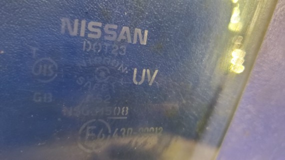 Стекло двери переднее левое Nissan Teana J32 2008-2011