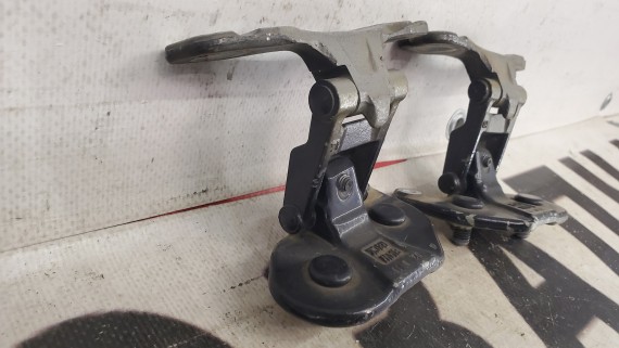 Петли багажника BMW X1 E81 E84 2004–2015 