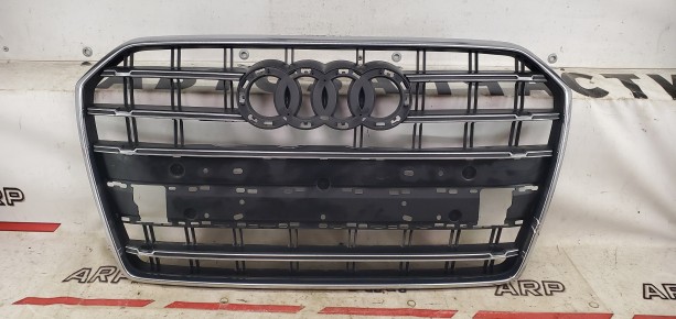 Решетка радиатора Audi A6 C7 2011-2014