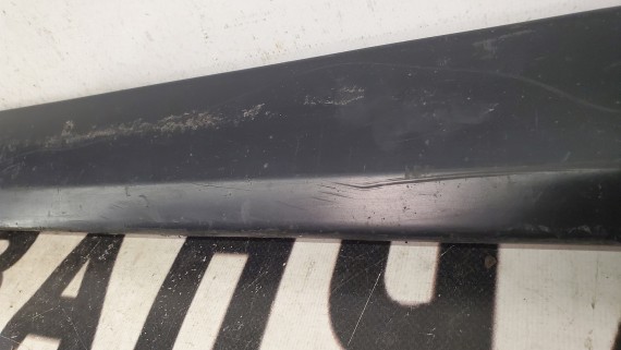 Молдинг двери передней правой Citroen C4 2004-2010 3D