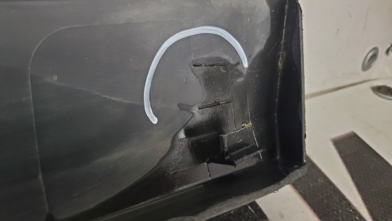 Молдинг двери передней правой Citroen C4 2004-2010 3D