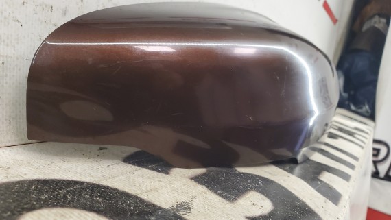 Крышка зеркала правая Volvo XC-60 2013-2017