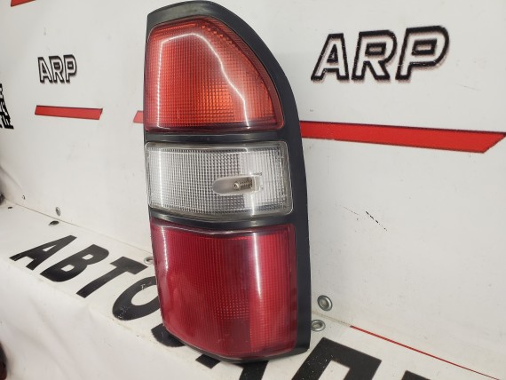 Фонарь правый Toyota Land Cruiser Prado 90 1996-2002
