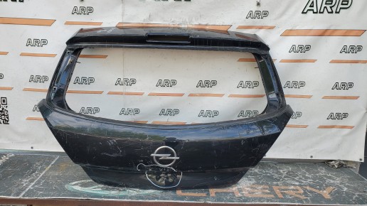 Крышка багажника Opel Astra H хэтчбек 2004-2014