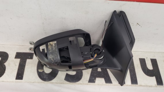Зеркало правое Ford Focus 3 2010–2019