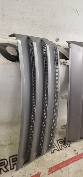 Решетка в крыло Land Rover Range Rover 3 L322 2001-2005