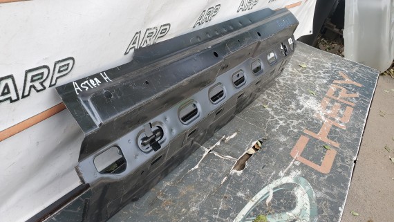 Панель кузова задняя верхняя Opel Astra H 2004-2007