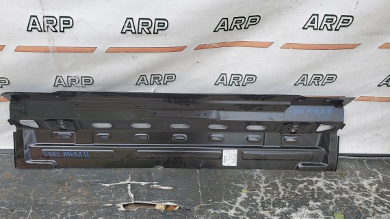 Панель кузова задняя верхняя Opel Astra H 2004-2007