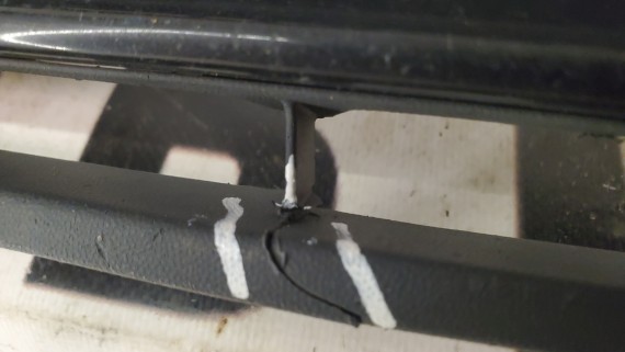 Решетка в бампер Volkswagen Polo 5 2011-2020