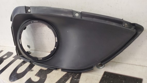Рамка ПТФ передняя правая Hyundai ix35 2009-2015