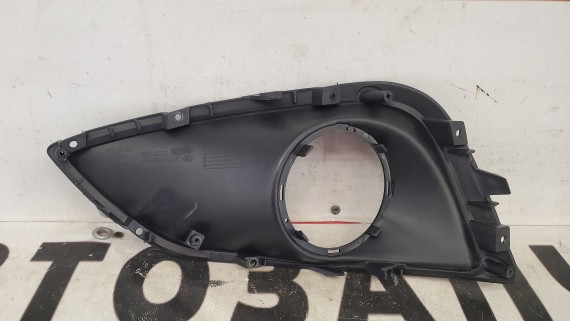 Рамка ПТФ передняя правая Hyundai ix35 2009-2015