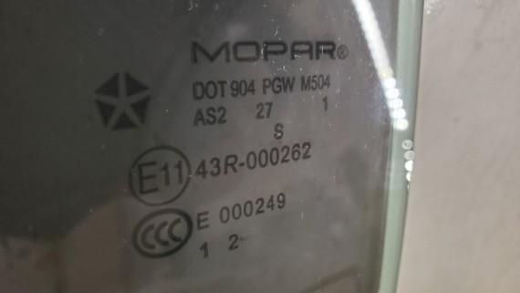 Стекло двери заднее левое Jeep Grand Cherokee WK2 2010–2022