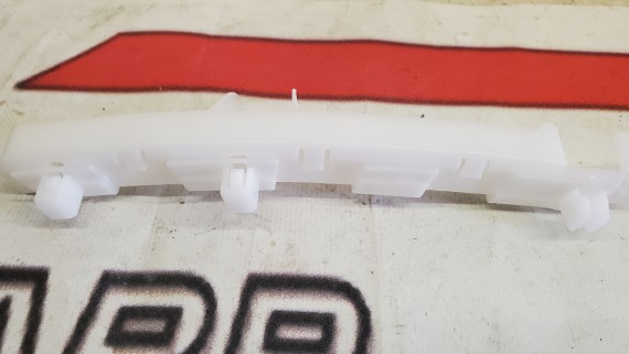 Крепление переднего бампера левое Nissan Qashqai J10 2010-2014