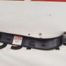 Накладка крышки багажника правая верхняя Mitsubishi Carisma 1997-2003
