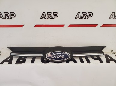 Решетка радиатора Ford Focus 3 2011-2015