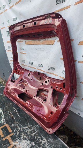 Дверь багажника Jeep Grand Cherokee WK2 2013-2021