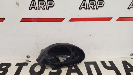 Рамка зеркала правая BMW 1 E87 N45 2004-2007