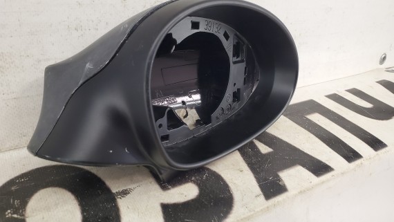 Рамка зеркала правая BMW 1 E87 N45 2004-2007