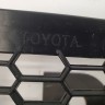 Решетка переднего бампера Toyota Verso 2 2009-2012