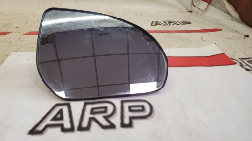 Зеркальный элемент правый KIA Rio 3 2011-2017