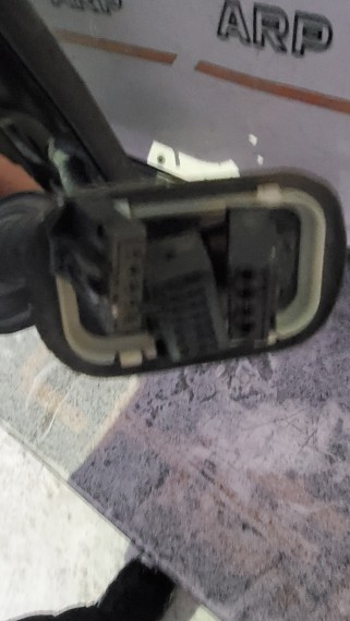 Каркас двери задней правой Volkswagen Touareg 1 2002–2010