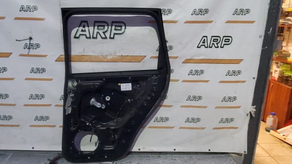 Каркас двери задней правой Volkswagen Touareg 1 2002–2010