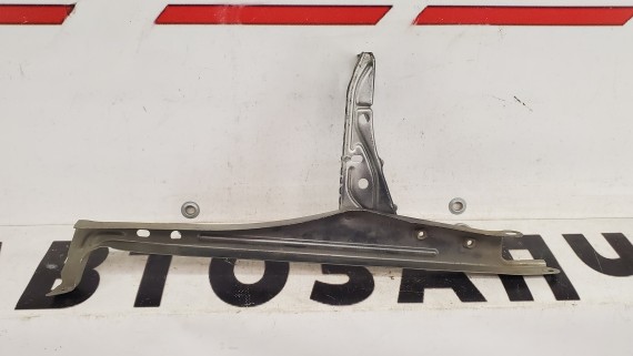 Кронштейн замка капота Toyota Avensis 2 t250 2003-2009