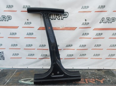 Стойка кузова средняя правая Opel Astra H 2004-2014