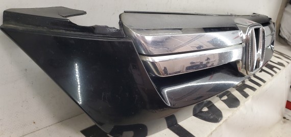 Решетка радиатора Honda CR-V 3 2006-2009