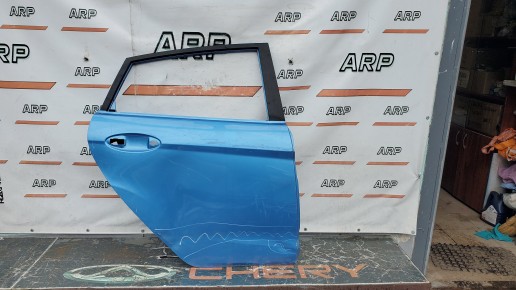 Дверь задняя правая Ford Fiesta Mk6 HB 2008-2019