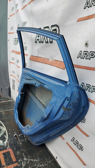 Дверь задняя правая Ford Fiesta Mk6 HB 2008-2019