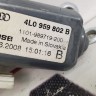 Моторчик стеклоподъемника передний правый Audi Q7 4L 2005-2009