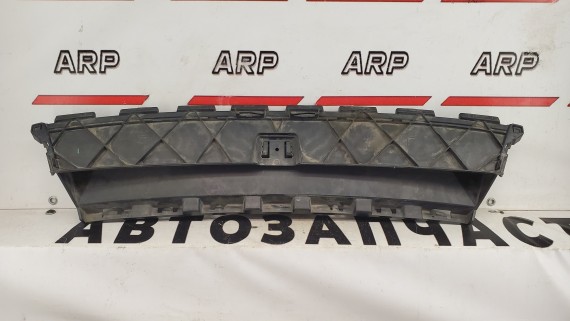 Воздухозаборник Volkswagen Touareg 2 NF 2010-2016