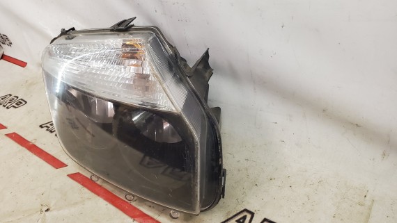 Фара правая Renault Duster 1 2010-2015