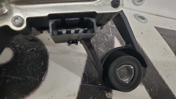 Моторчик стеклоочистителя Audi A3, A4, Q5, Q7 4L 2009-2015