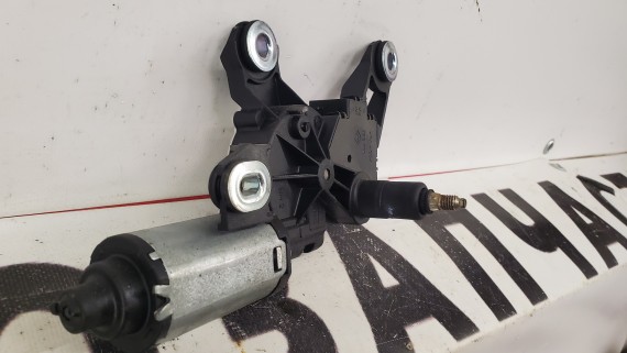 Моторчик стеклоочистителя Audi A3, A4, Q5, Q7 4L 2009-2015