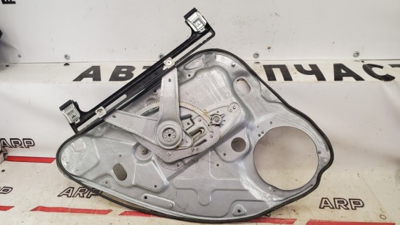 Стеклоподъемник задний правый Ford Focus 2 2007-2011