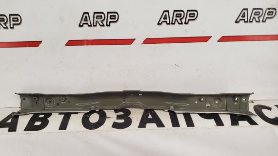 Передняя панель верхняя часть Toyota Avensis 2 t250 2003-2006