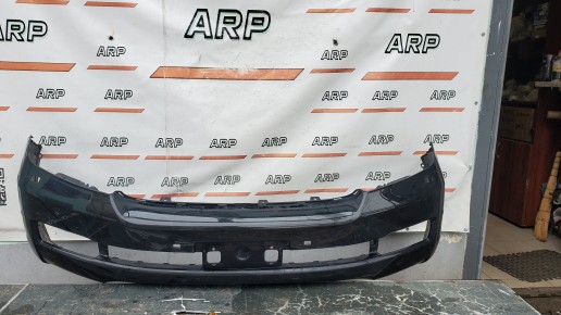 Бампер передний Toyota Land Cruiser 200 2007-2012