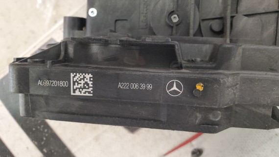 Замок двери передний правый Mercedes-Benz S E C-Class W222 W213 W205 2014–2023