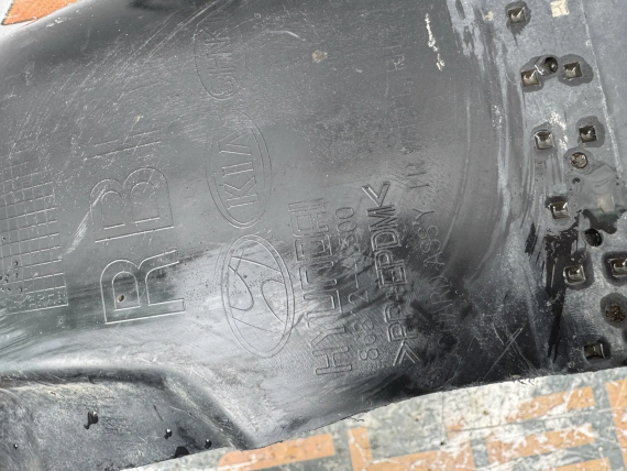 Подкрылок передний правый Hyundai Solaris 1 2010-2019