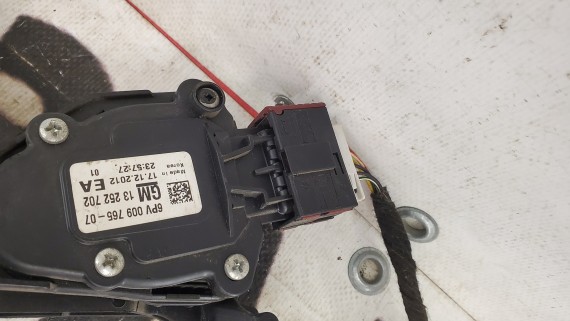 Педаль газа Opel Astra J Chevrolet Cruze 2010 J300 2010-2017