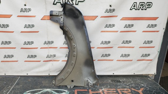 Крыло переднее правое Ford Transit Connect 2002-2013