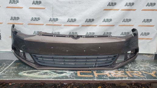 Бампер передний Volkswagen Jetta 6 2010-2015