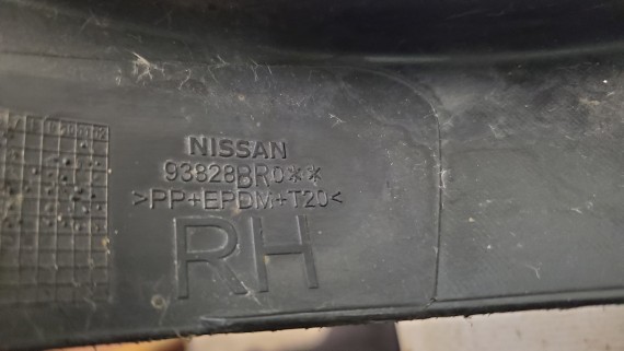 Накладка крыла заднего правого Nissan Qashqai J10 2006-2013