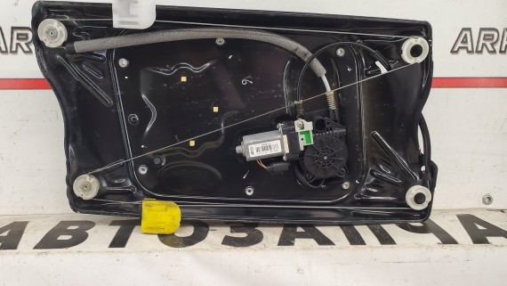 Стеклоподъемник передний левый Land Rover Freelander 2 2006–2014