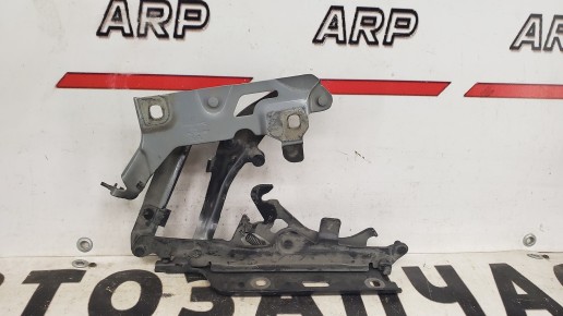 Петля капота правая Audi Q5 2 2016–н.в.